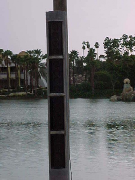 File:UIOA poles 2.jpg